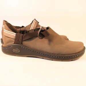 Womens Chaco Closed Toe Sz 11